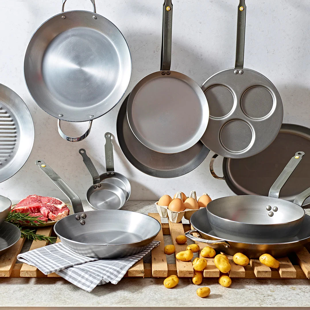 De Buyer MINERAL B Carbon Steel Egg & Pancake Pan - Image 4