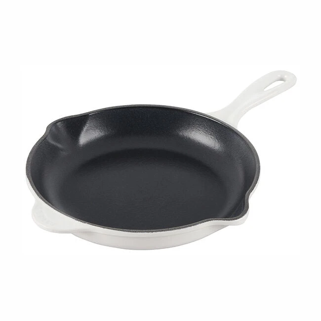 Le Creuset Traditional Skillet - 9" - Image 7