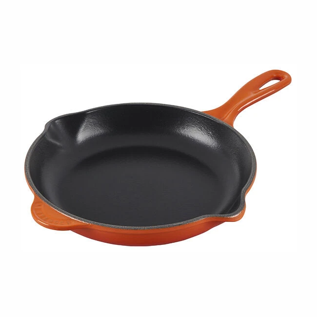 Le Creuset Traditional Skillet - 9" - Image 5