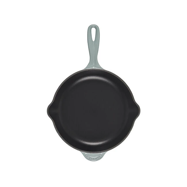 Le Creuset Traditional Skillet - 9" - Image 3