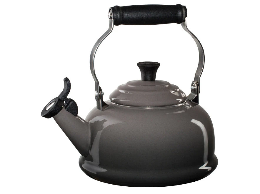 Le Creuset Classic Whistling Kettle - Image 6